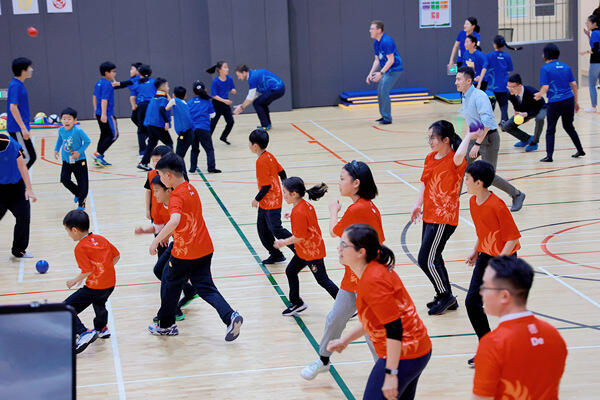学生集会 - 首次学院活动,南通惠立学校